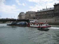 Le TGV sur la Seine
